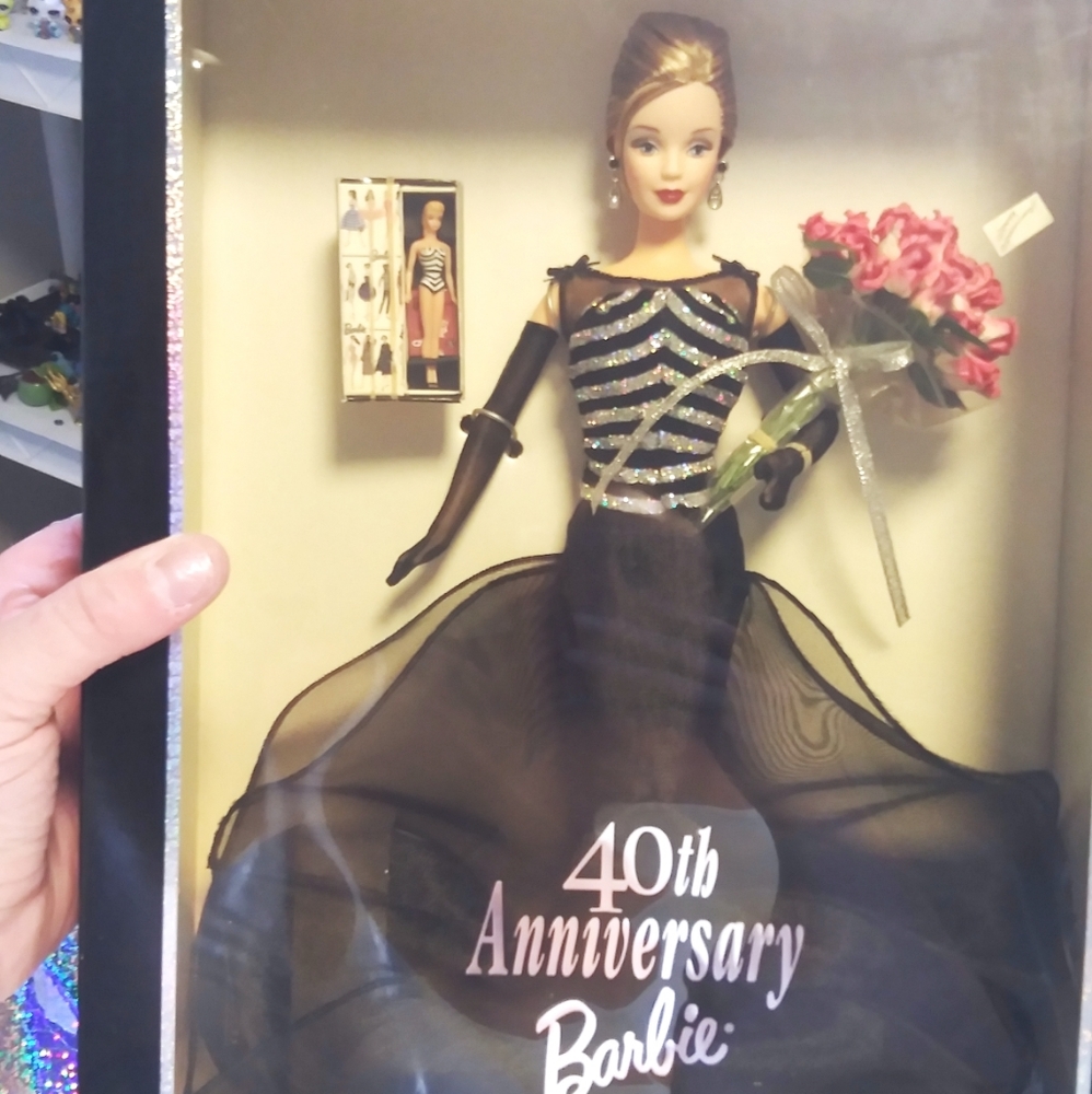 COPY - 🎉NIB 40th anniversary Barbie!🎉